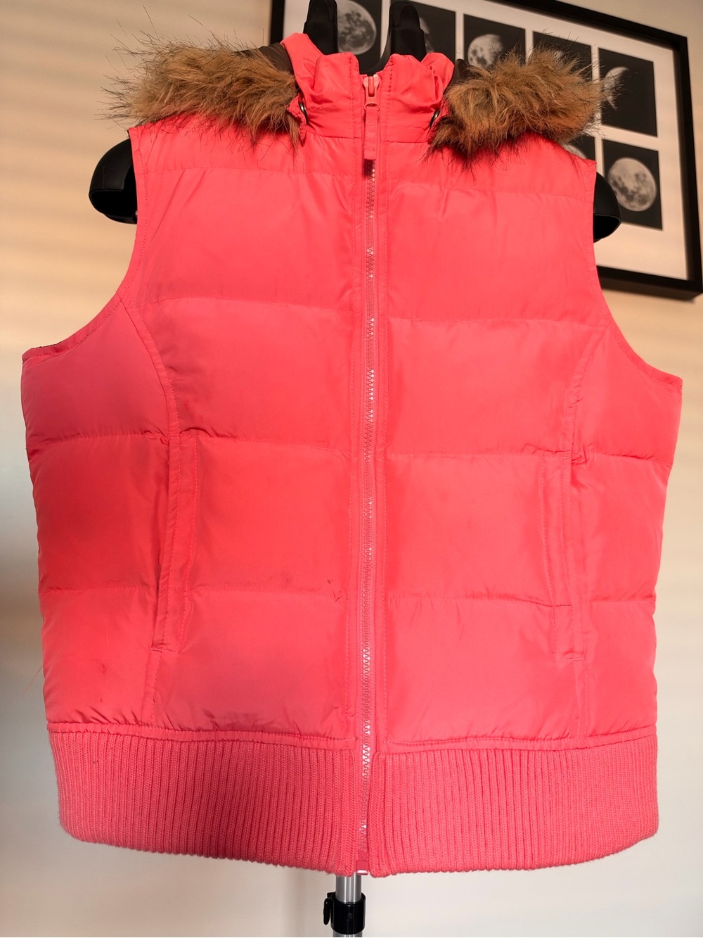 Woman’s Coral Puffer Vest with Faux Fur Trim Hood Size L